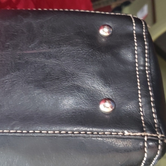 BLACK bag. Perfect for travel or work. Many pockets on outside and inside. - Picture 9 of 11